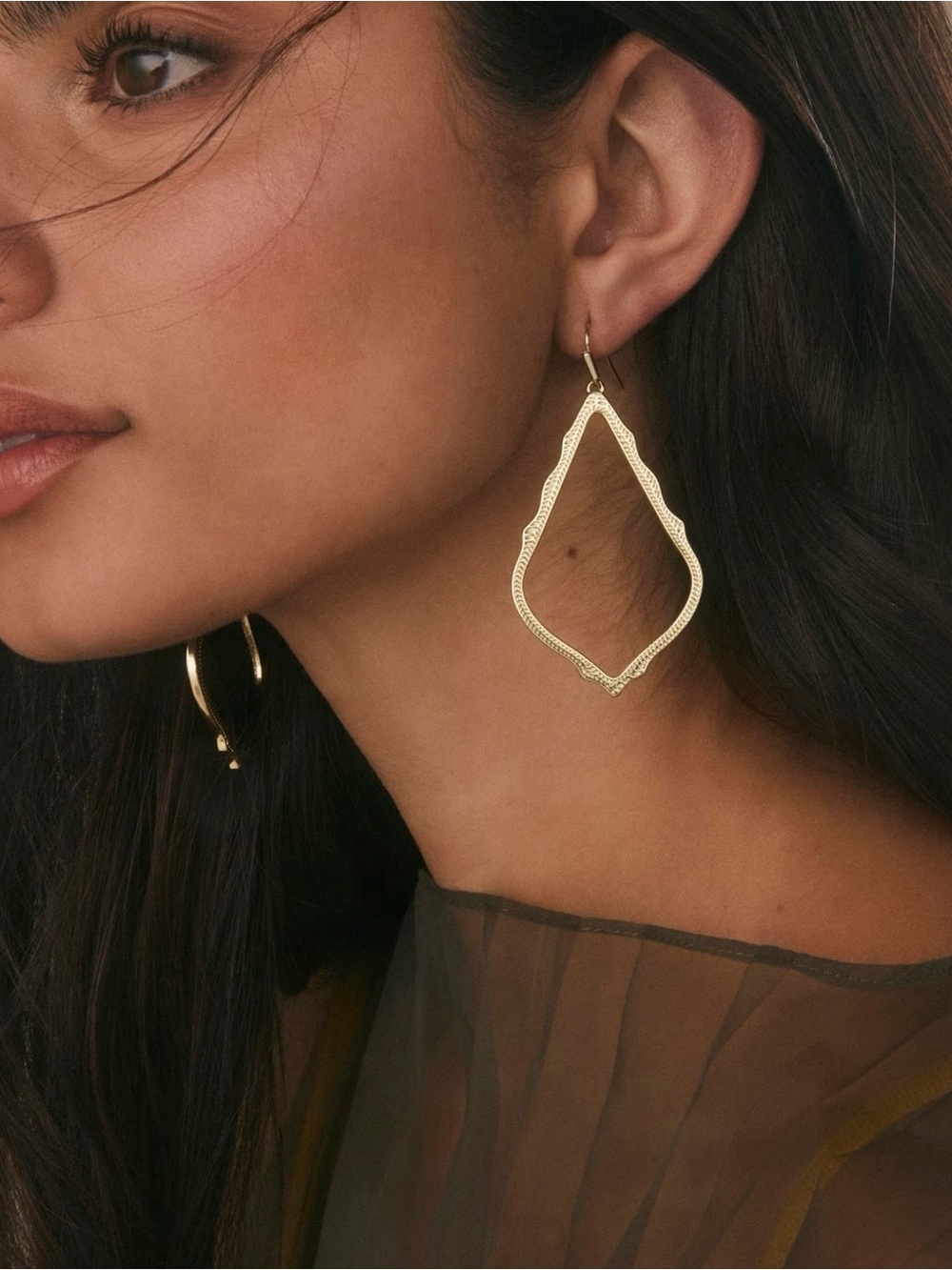 Kendra Scott Sophee Gold Tone Open-Frame Drop Earrings EUC